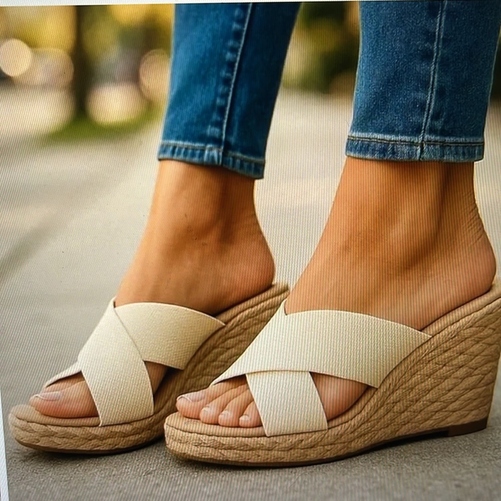 NWT Tommy Bahama Suzette Braided Wedge Espadrille Slip On Sandals